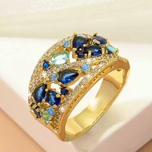 LIVE SALE 18k Gold Mixed Sapphire and Aquamarine Blue Crystal Ring